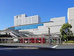 東口遠景（2022年10月）