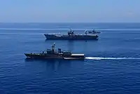 SLNS Sayura 和 SLNS Samudura与美国海军藍嶺號编队航行