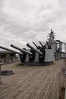 从艦艏望向艦艉的塞勒姆号