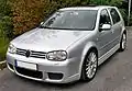 第四代Golf R32