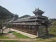 燕来寺的风雨桥。