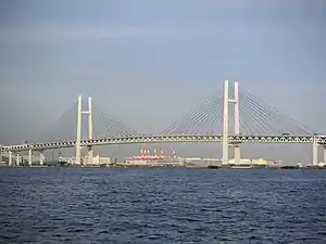 横滨海湾大桥